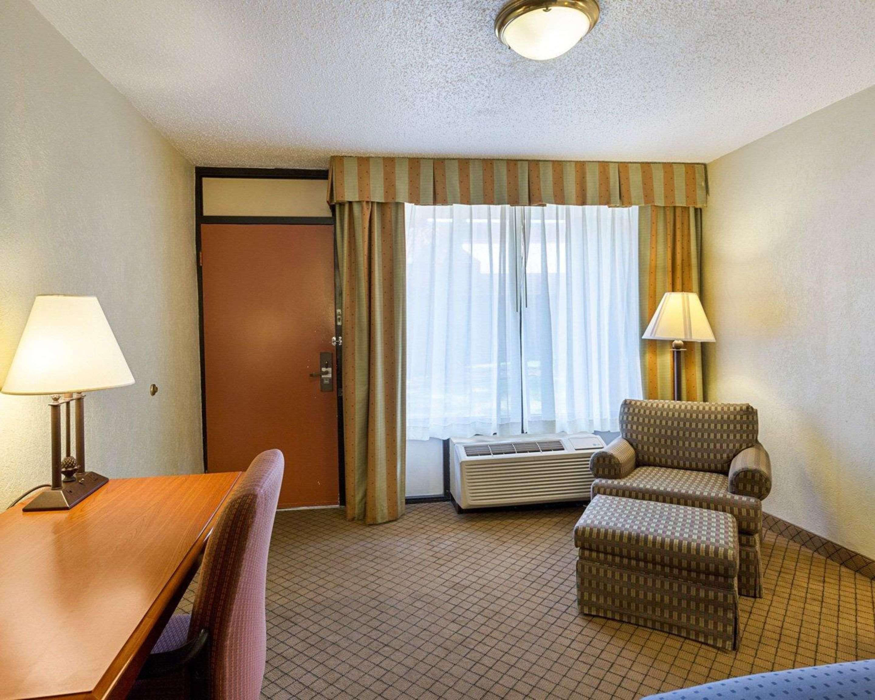 Greentree Hotel & Extended Stay I-10 Fwy Houston, Channelview, Baytown Zewnętrze zdjęcie